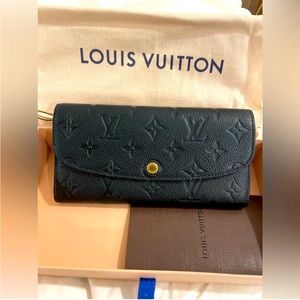 *Brand New Authentic Louis Vuitton Emilie Wallet in black & beige leather